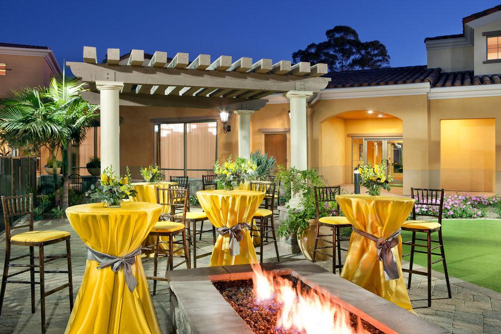 Courtyard By Marriott Santa Barbara Goleta Hotell Exteriör bild