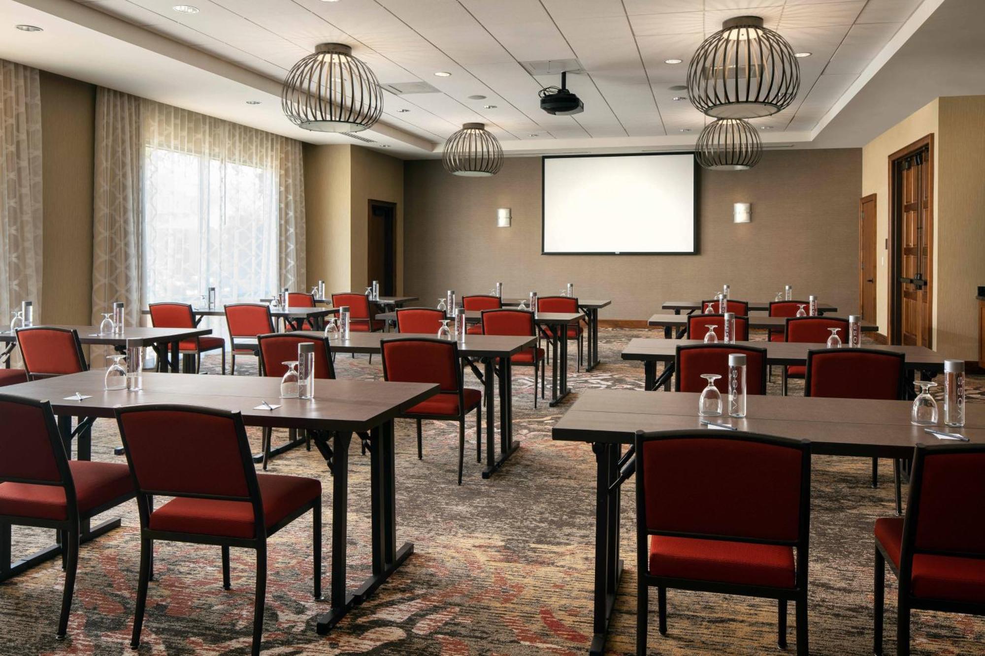 Courtyard By Marriott Santa Barbara Goleta Hotell Exteriör bild