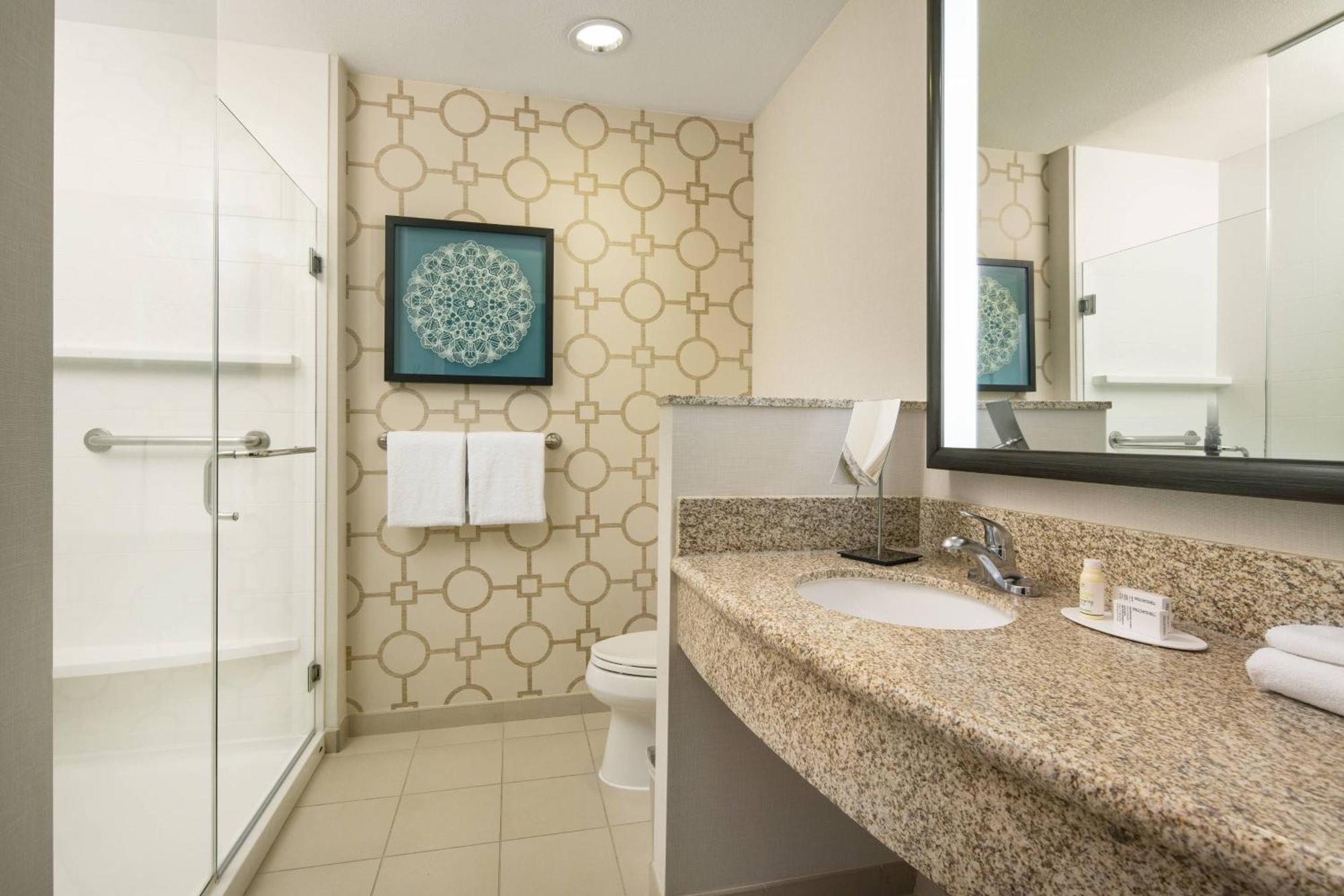 Courtyard By Marriott Santa Barbara Goleta Hotell Exteriör bild