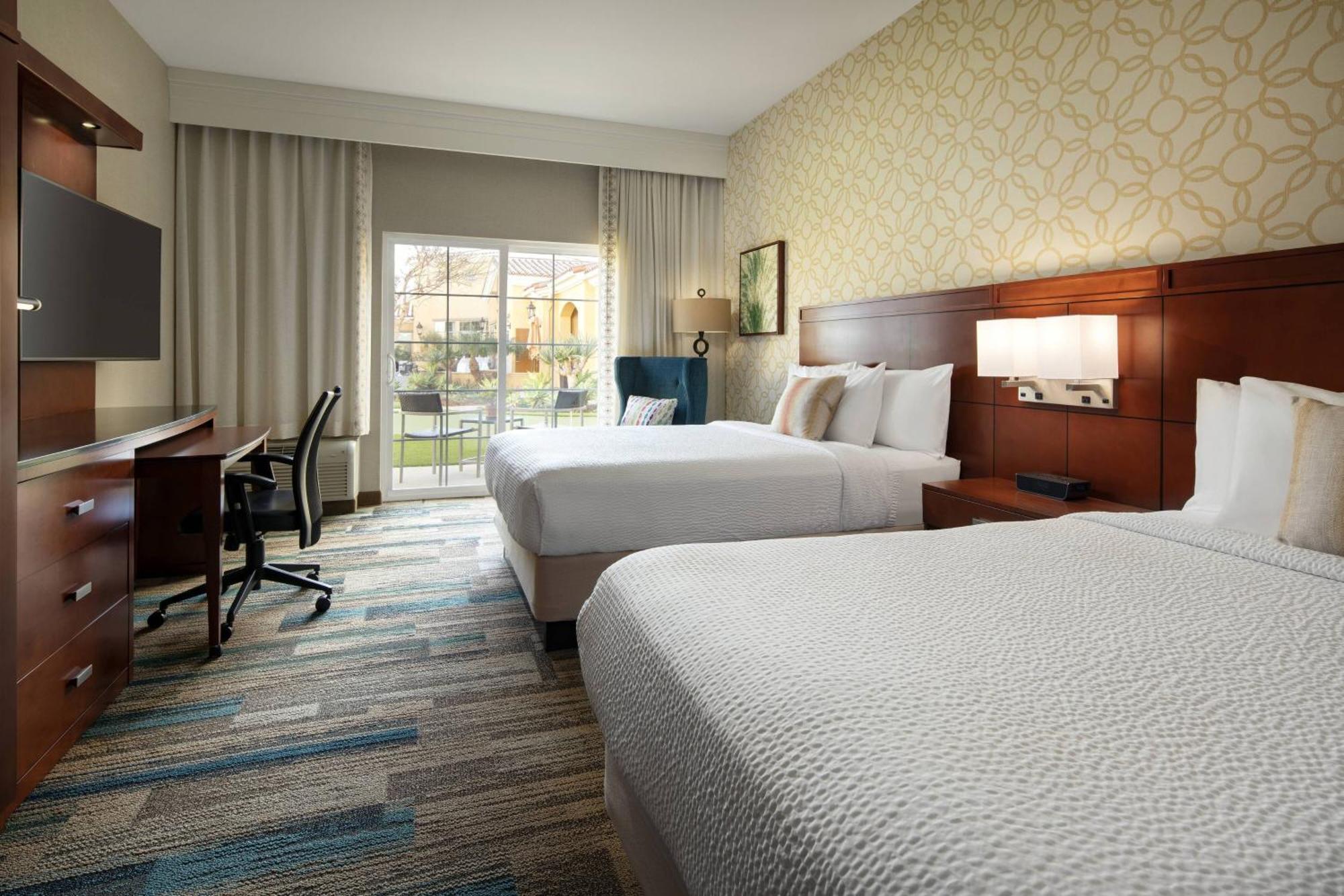 Courtyard By Marriott Santa Barbara Goleta Hotell Exteriör bild