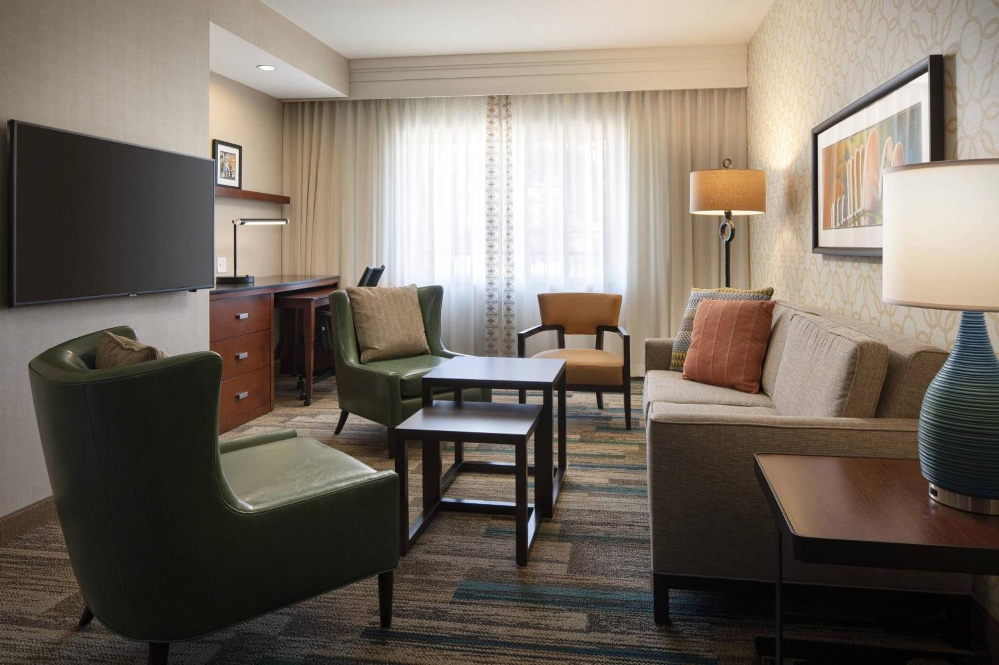 Courtyard By Marriott Santa Barbara Goleta Hotell Exteriör bild