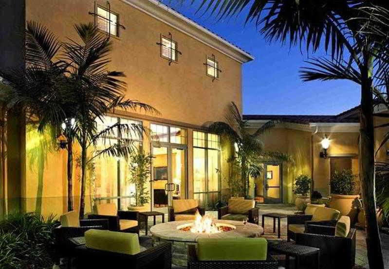 Courtyard By Marriott Santa Barbara Goleta Hotell Exteriör bild